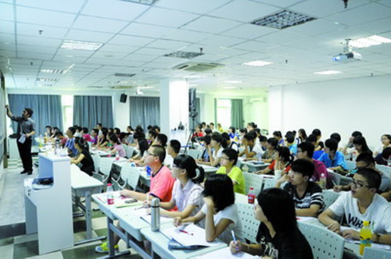 教育部：引力波、物聯(lián)網(wǎng)、人工智能、大數(shù)據(jù)等都將進高中課堂