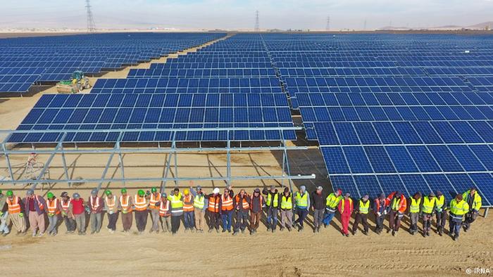 在伊朗建造太陽能發電站