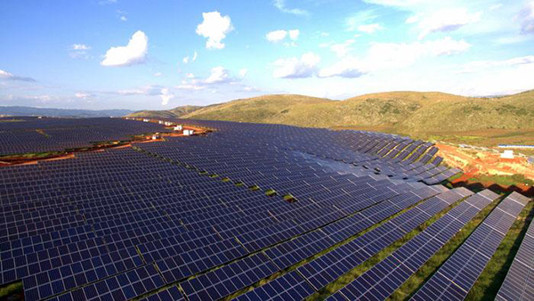 光伏組件巨頭天合光能謀變：完成最大海外并購(gòu)?fù)浦悄芄夥到y(tǒng)