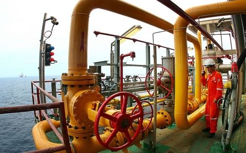 越南石油天然氣集團(tuán)繼續(xù)在動(dòng)蕩的石油和天然氣市場(chǎng)的背景下開(kāi)展生產(chǎn)和業(yè)務(wù)