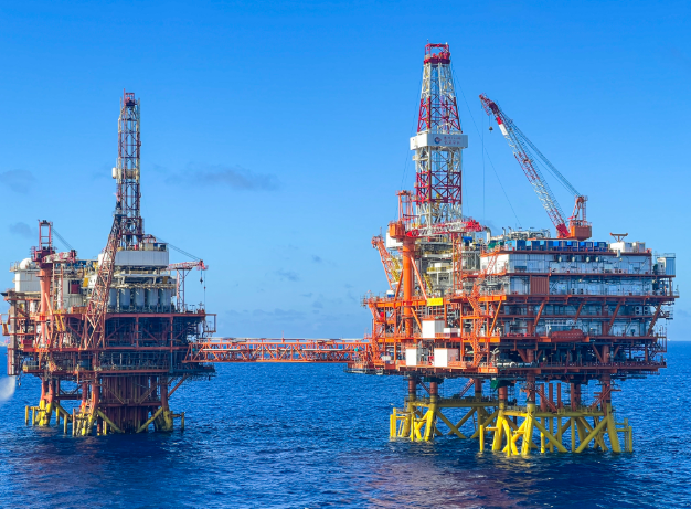 惠州25-8B鉆采平臺完成海上安裝推動油田開發