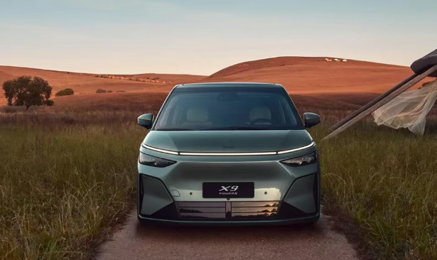 小鵬汽車發(fā)布鯤鵬超級增程技術并開啟X9車型預售