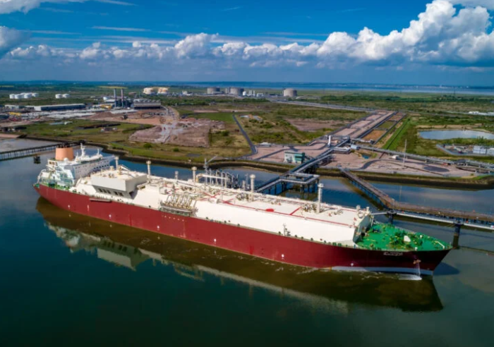 英美企業(yè)完成15億英鎊交易收購(gòu)歐洲大型液化天然氣接收站