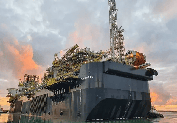 巴西國(guó)家石油公司推進(jìn)布齊奧斯8號(hào)油田開發(fā)確保2026年首次產(chǎn)油計(jì)劃