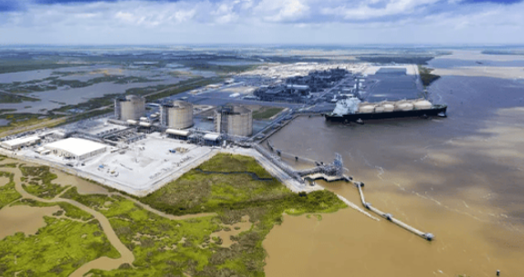 美國(guó)路易斯安那州卡梅倫液化天然氣工廠短暫停產(chǎn)后恢復(fù)運(yùn)營(yíng)