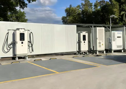 香港首個光儲充檢智能充電站投運